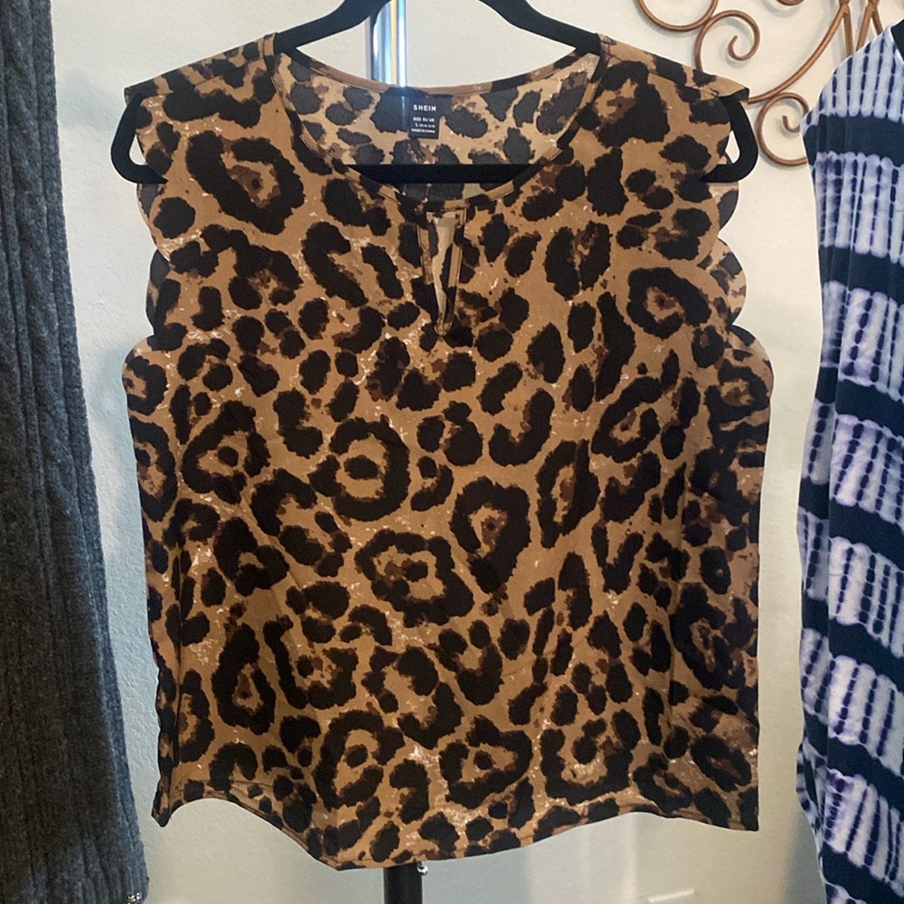 Women’s Brown Sleeveless Top